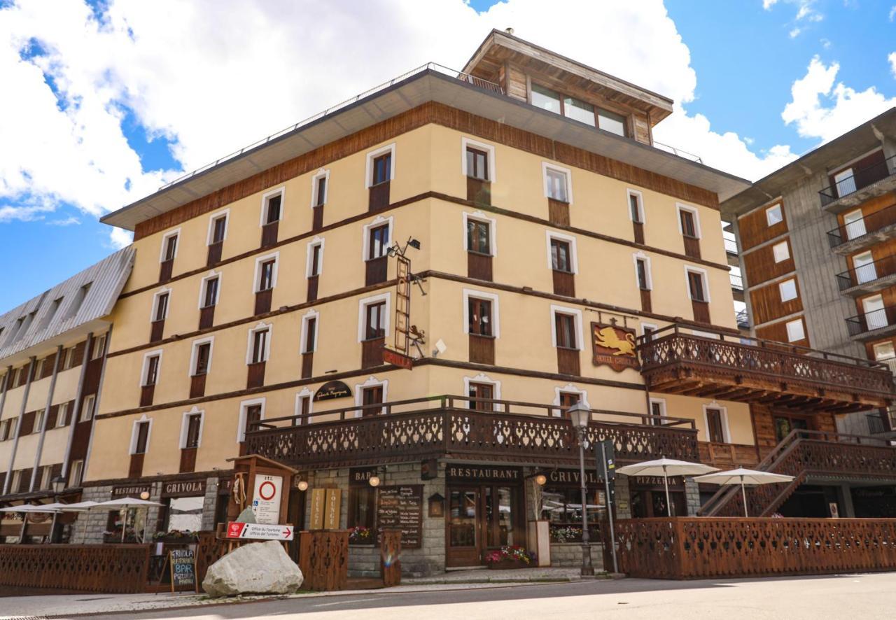 Art Hotel Grivola Breuil-Cervinia Exterior foto
