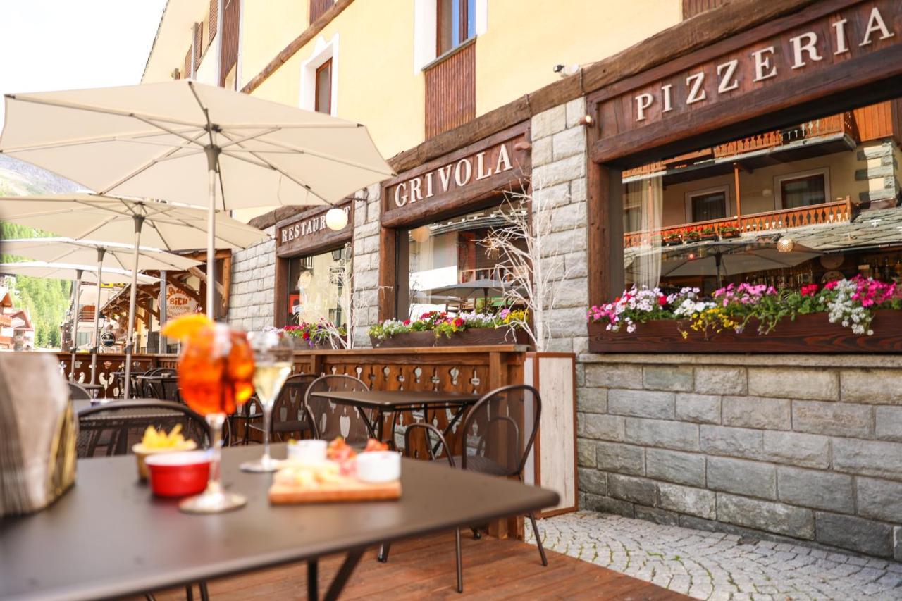 Art Hotel Grivola Breuil-Cervinia Exterior foto